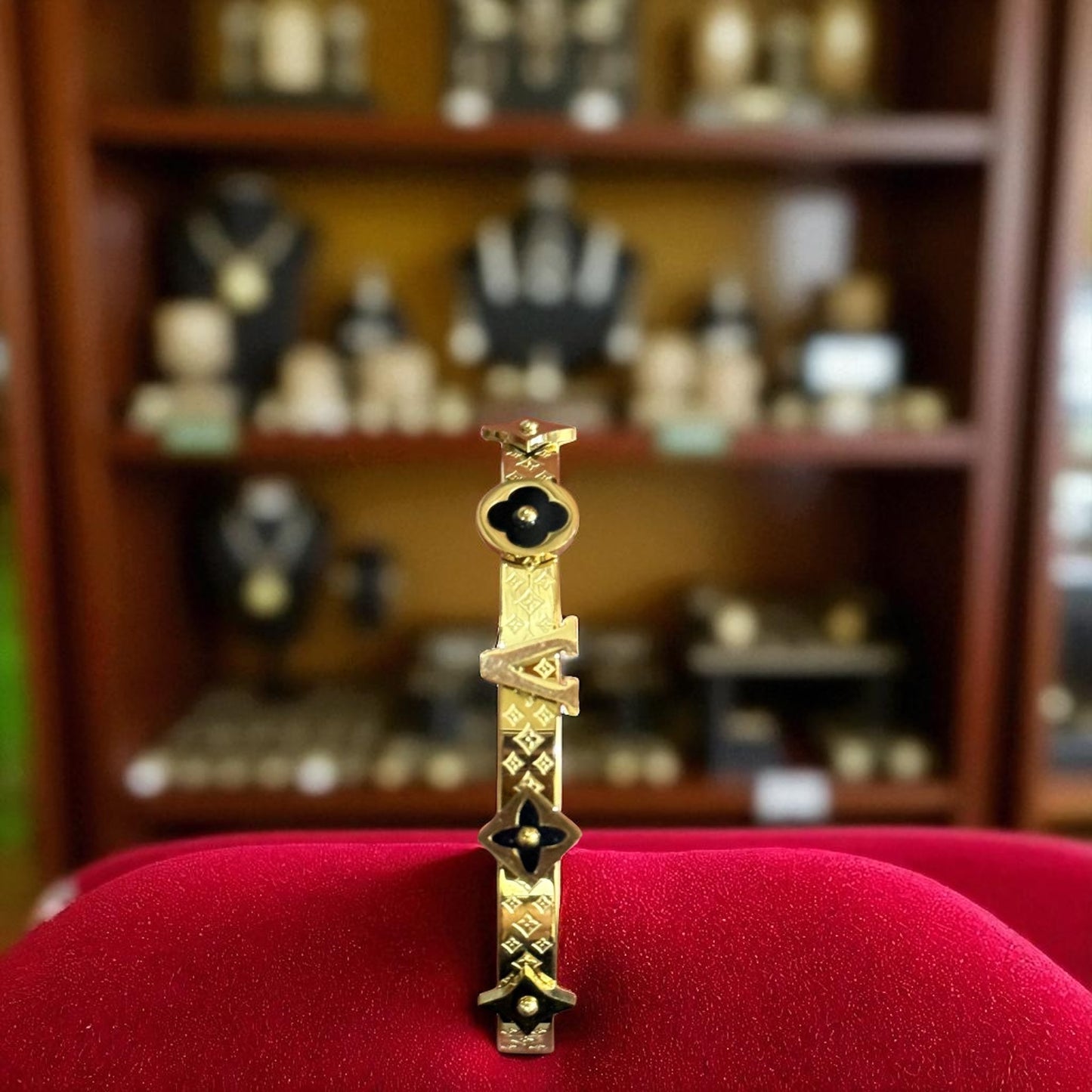 Louis vuitton Bangle