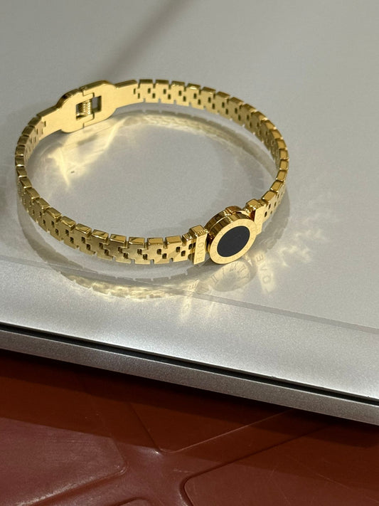 Roman Bangles